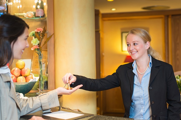 Tips to Make the Check-in Process Smooth at Your Hotel